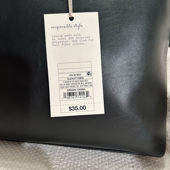 A New Day Black Shoulder Bag with Structured Design - Picture 5 of 12